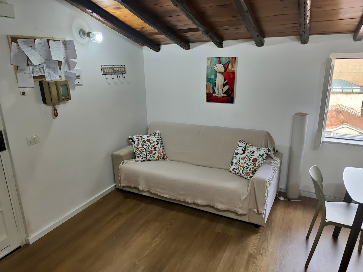 Top Airbnb: Maskan 2: Modern & elegant in the heart of Palermo in Palermo