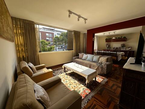 [ Large Family Apartment] Safe & Quiet Zone-WI FI