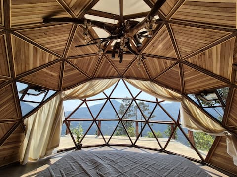Glamping Dome with mountain view and WATER spring