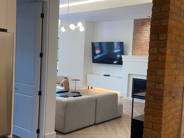 Le 641 Grande-Allée OldQuebec | 3ch et 2sdb gallery image 5