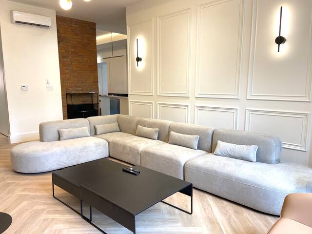 Le 641 Grande-Allée OldQuebec | 3ch et 2sdb gallery image 4