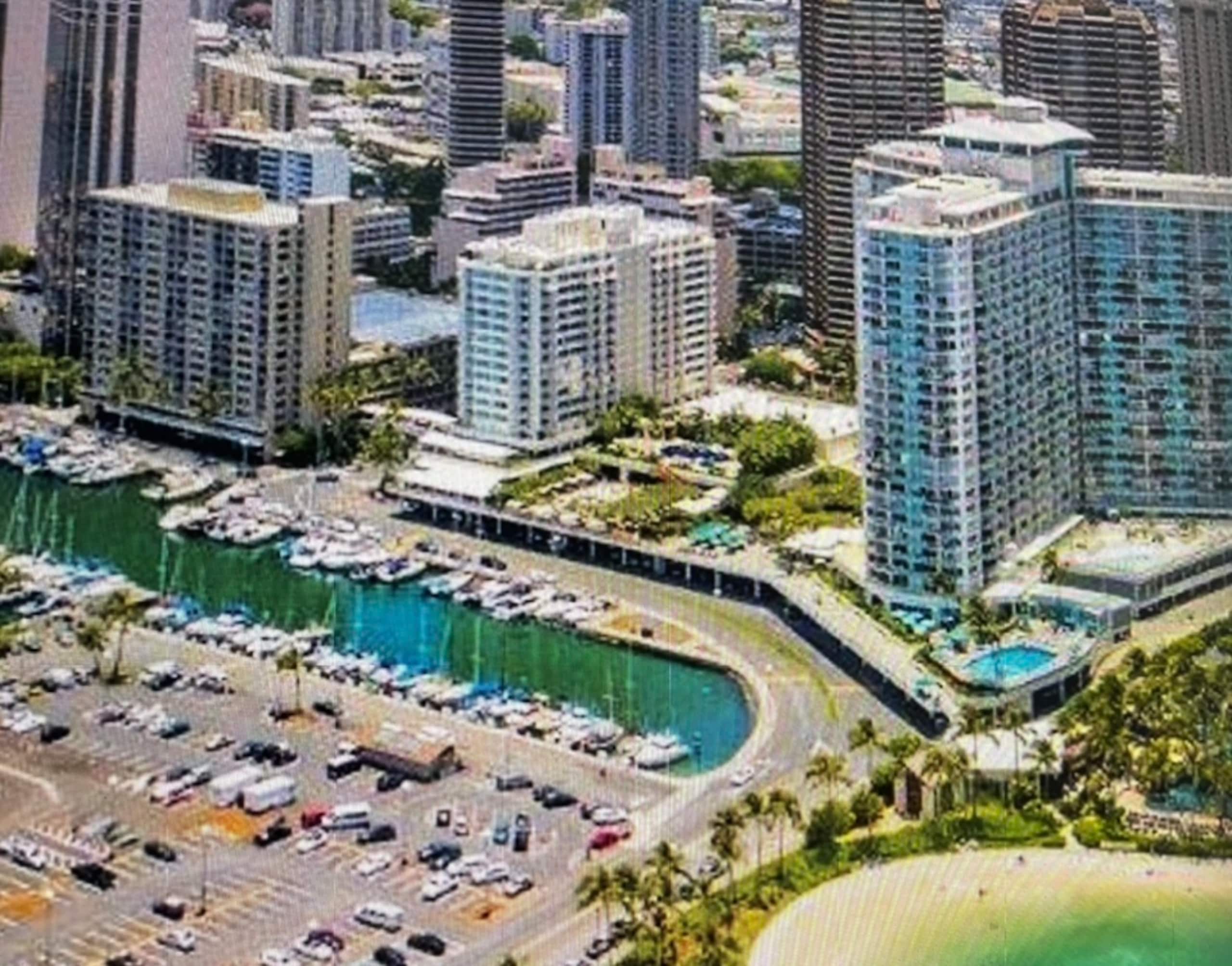 Oceanview-Luxurious Condo, free parking. - Image 65