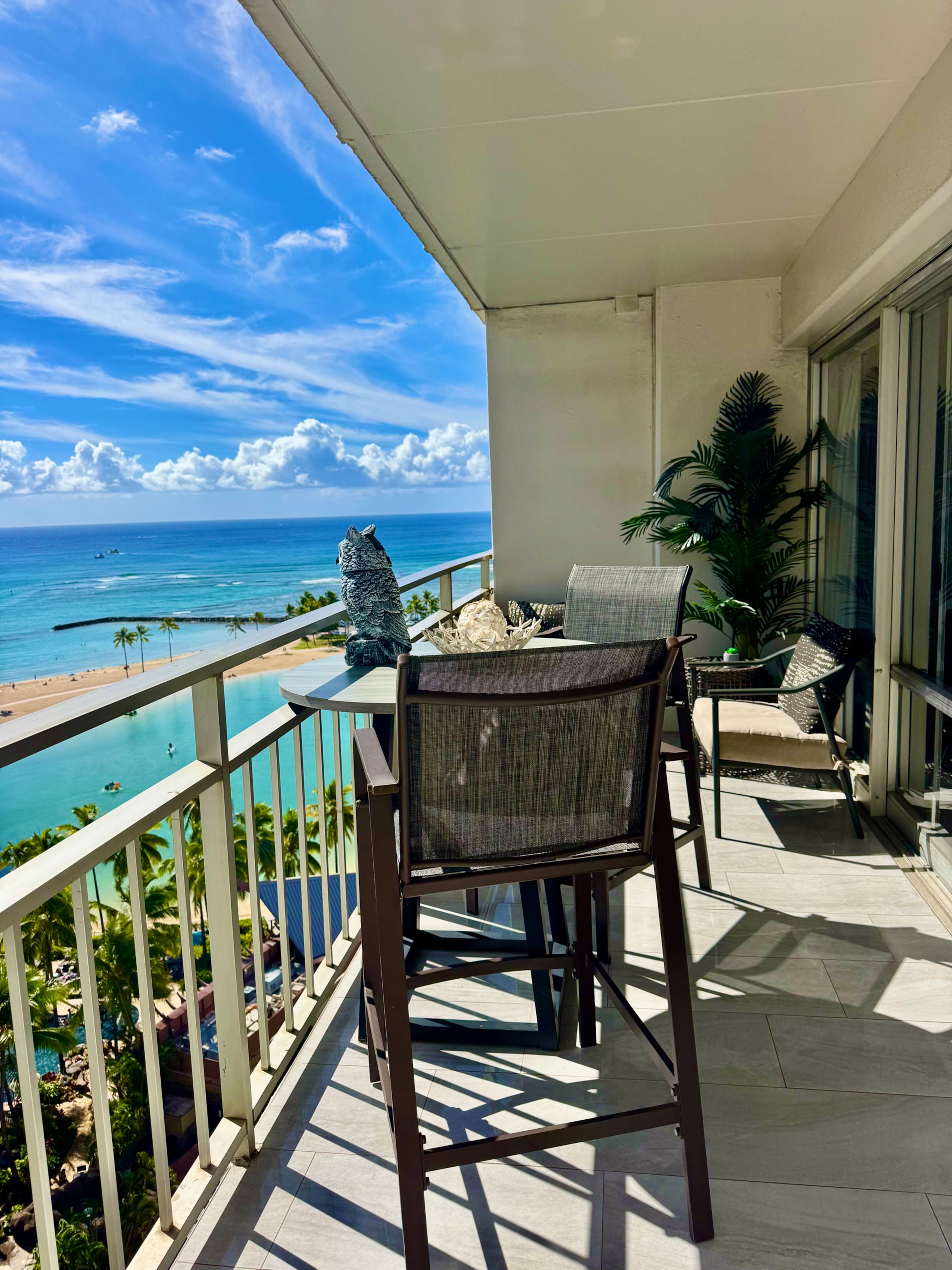 Oceanview-Luxurious Condo, free parking. - Image 59