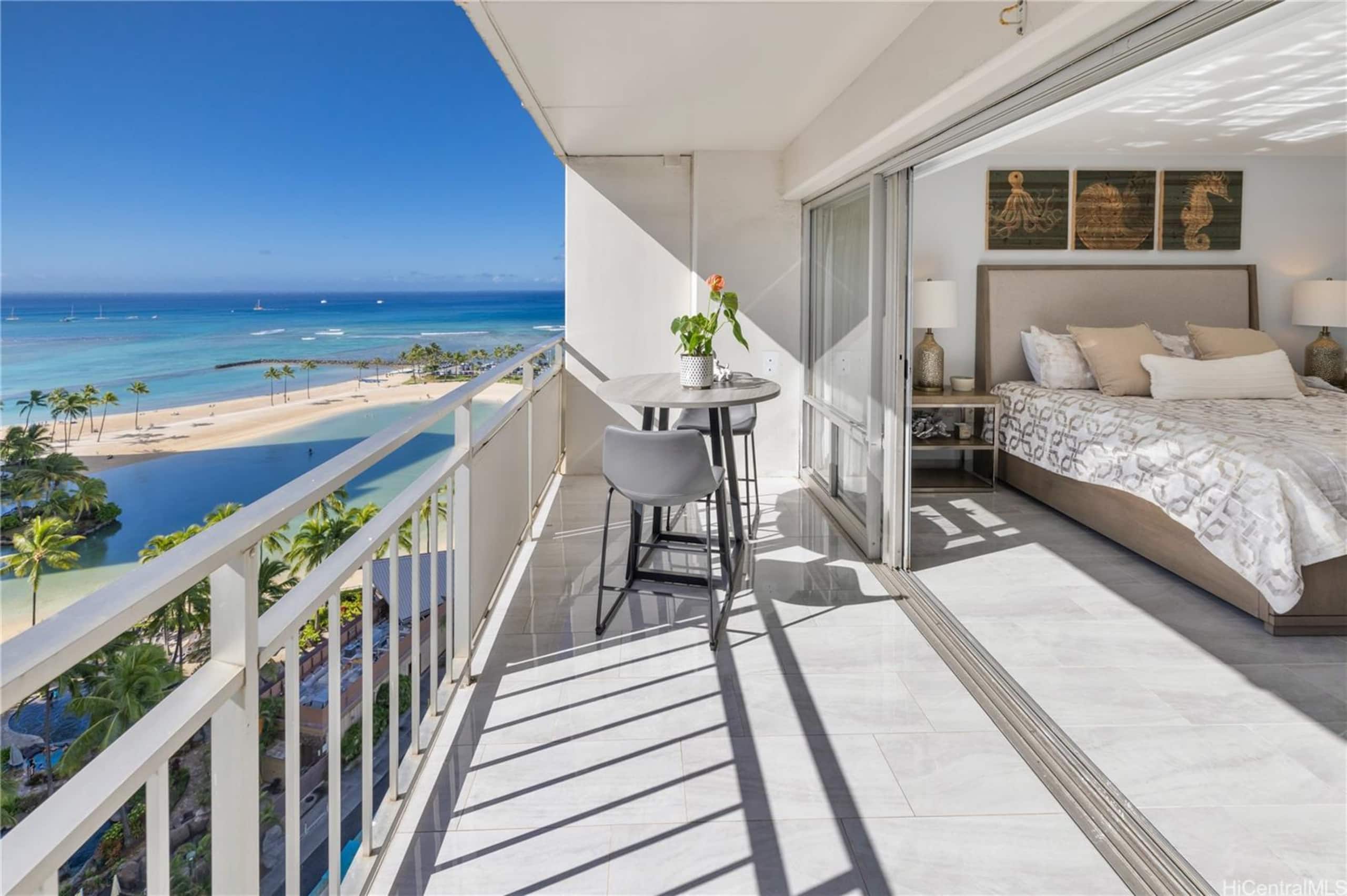 Oceanview-Luxurious Condo, free parking. - Image 56