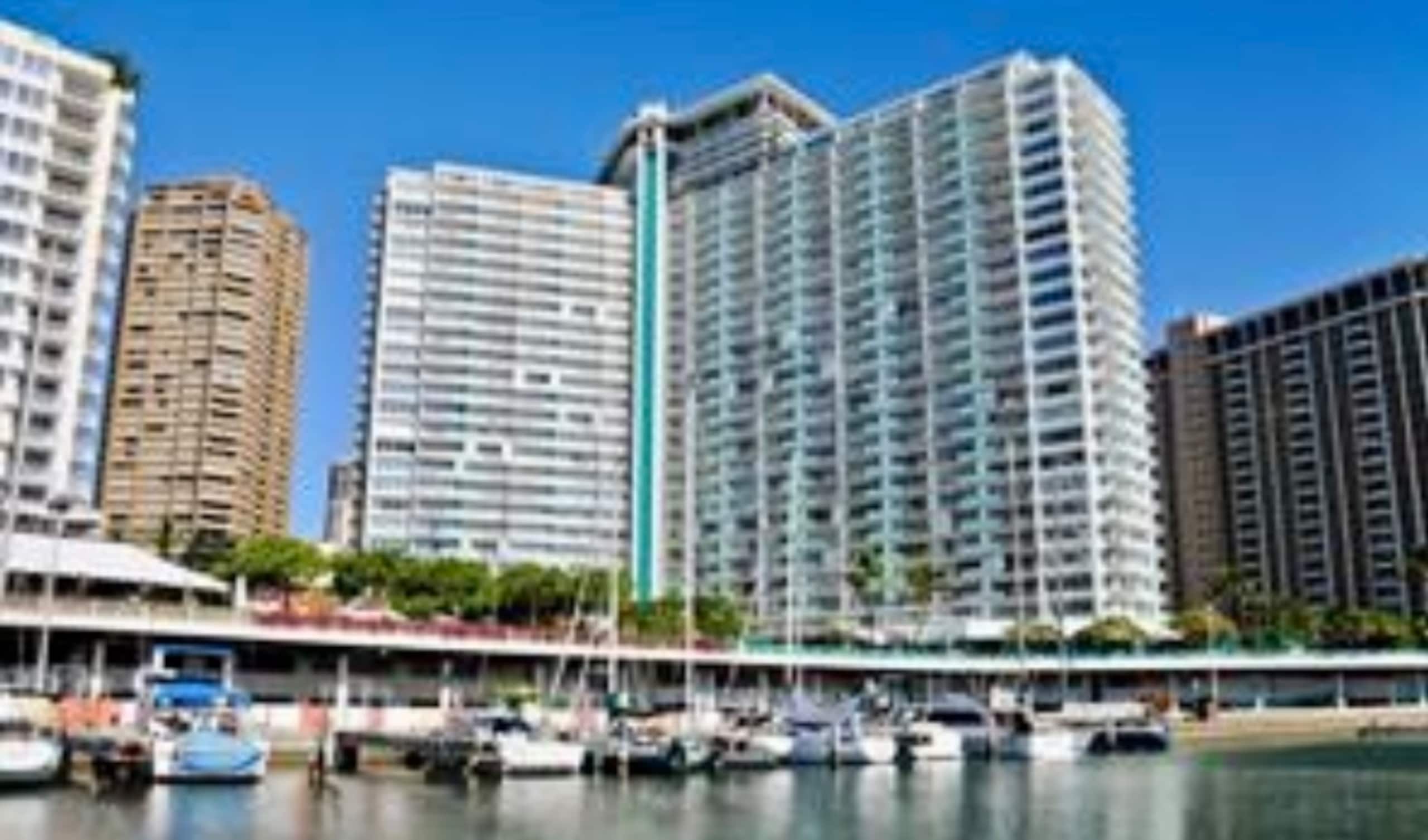 Oceanview-Luxurious Condo, free parking. - Image 61