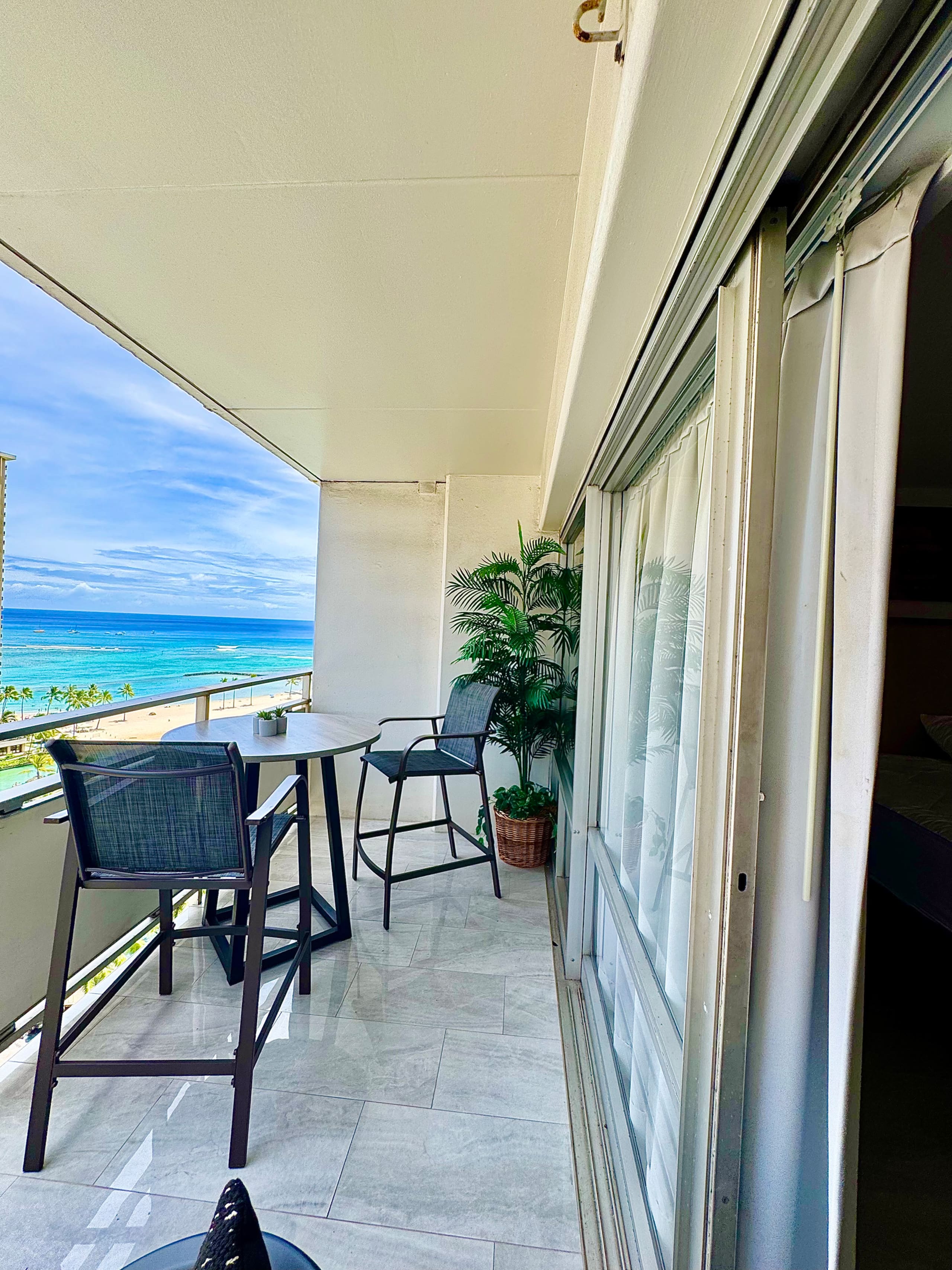 Oceanview-Luxurious Condo, free parking. - Image 55