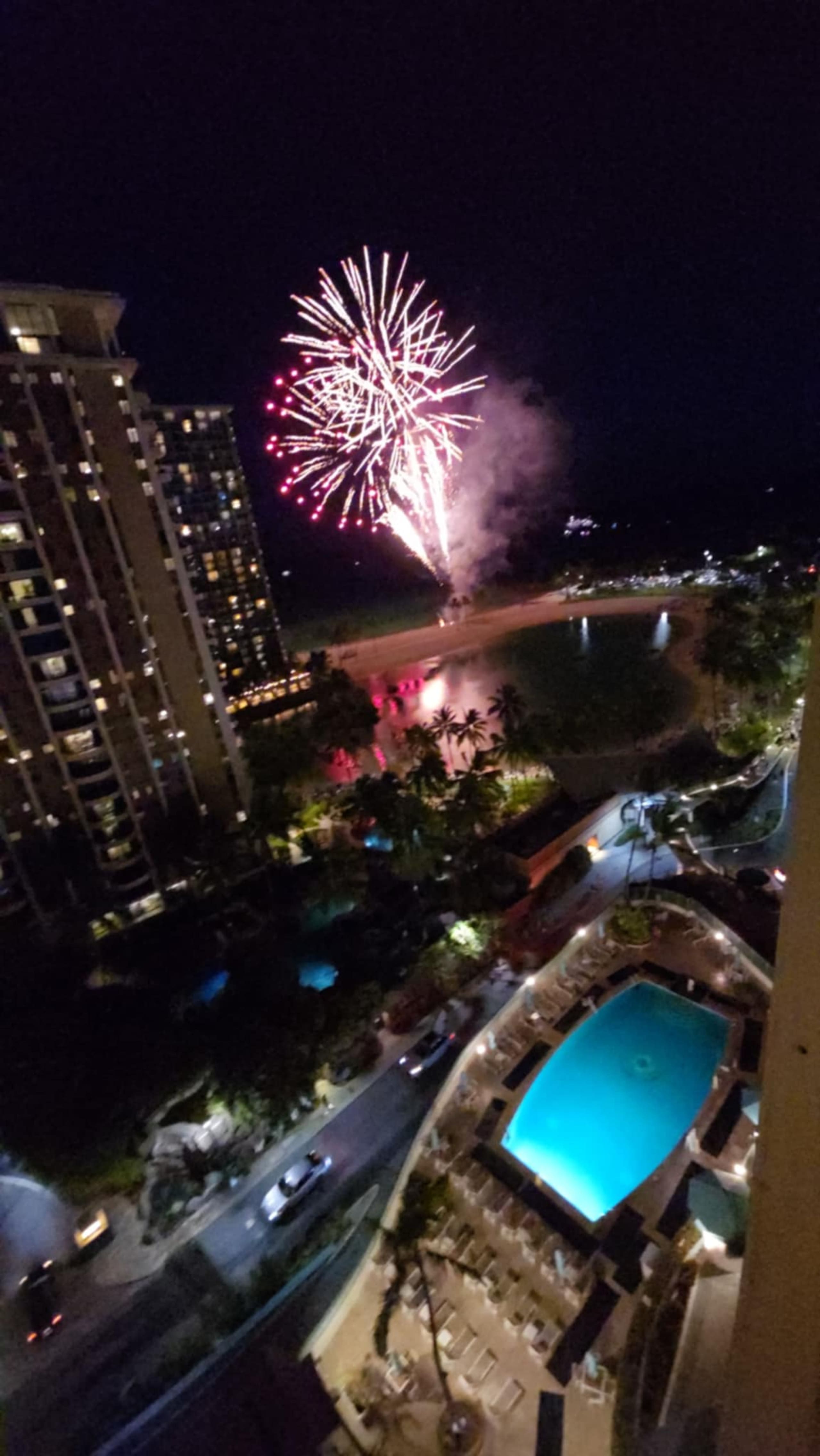 Oceanview-Luxurious Condo, free parking. - Image 88
