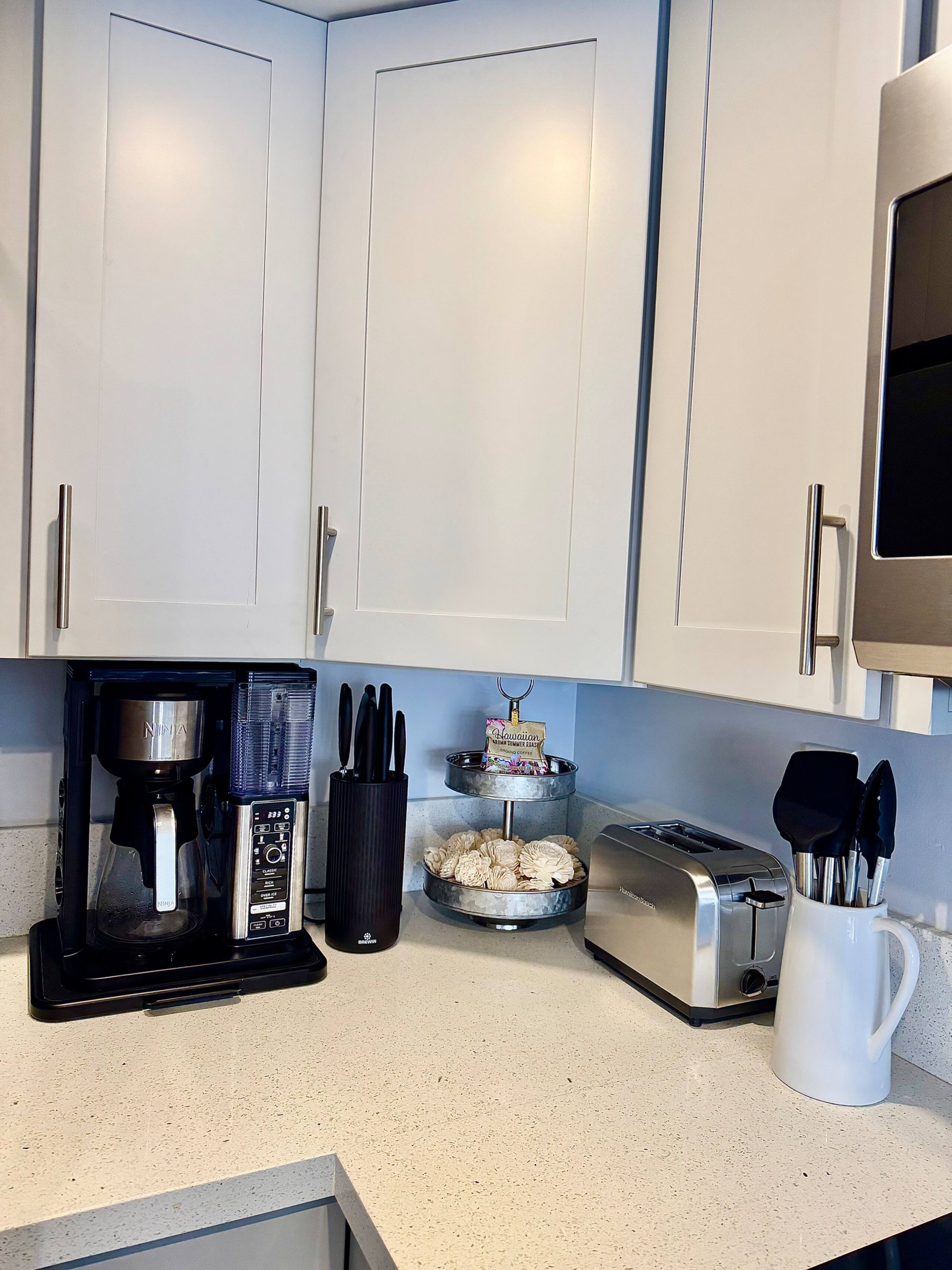 Oceanview-Luxurious Condo, free parking. - Image 26