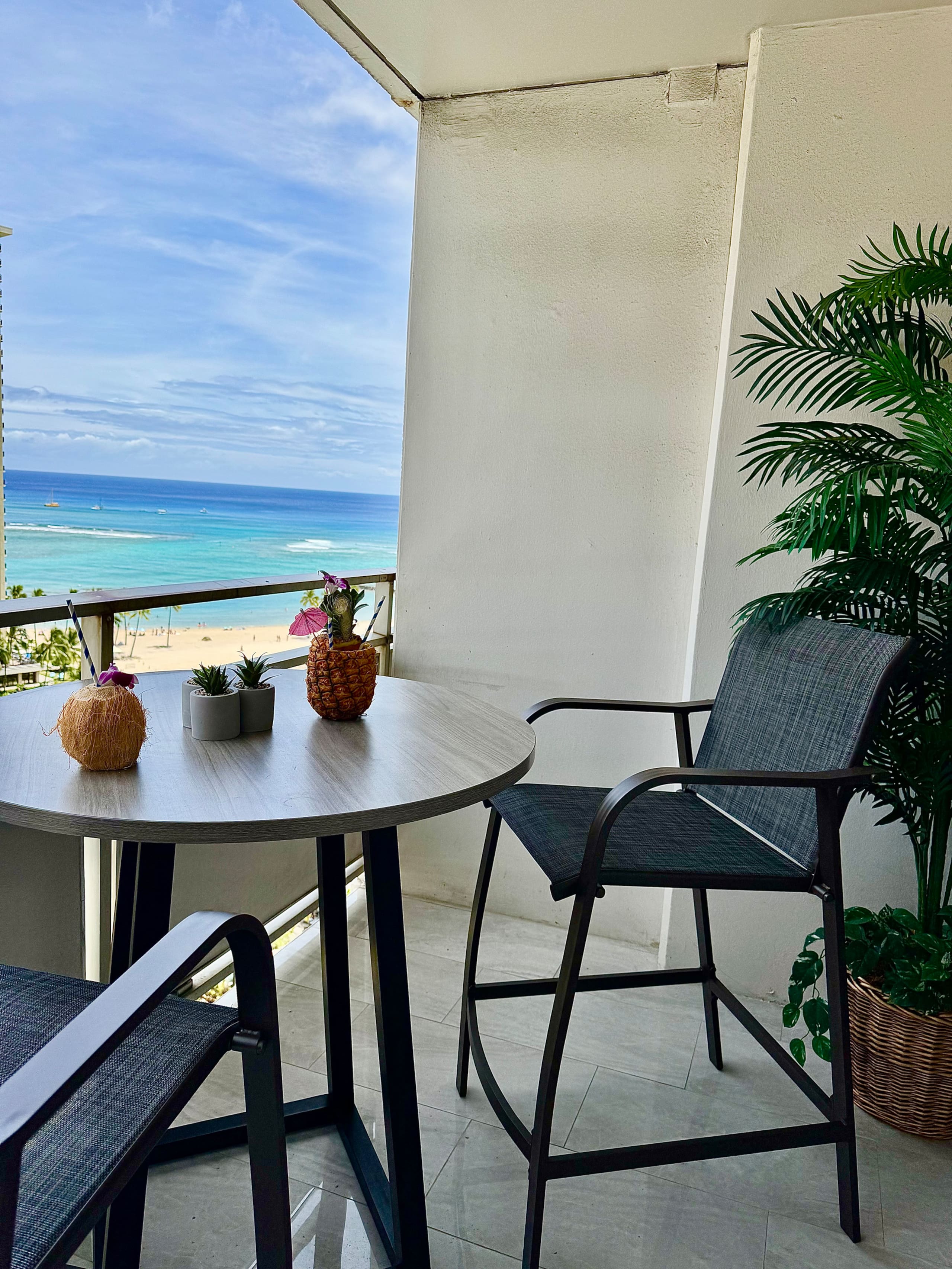 Oceanview-Luxurious Condo, free parking. - Image 53