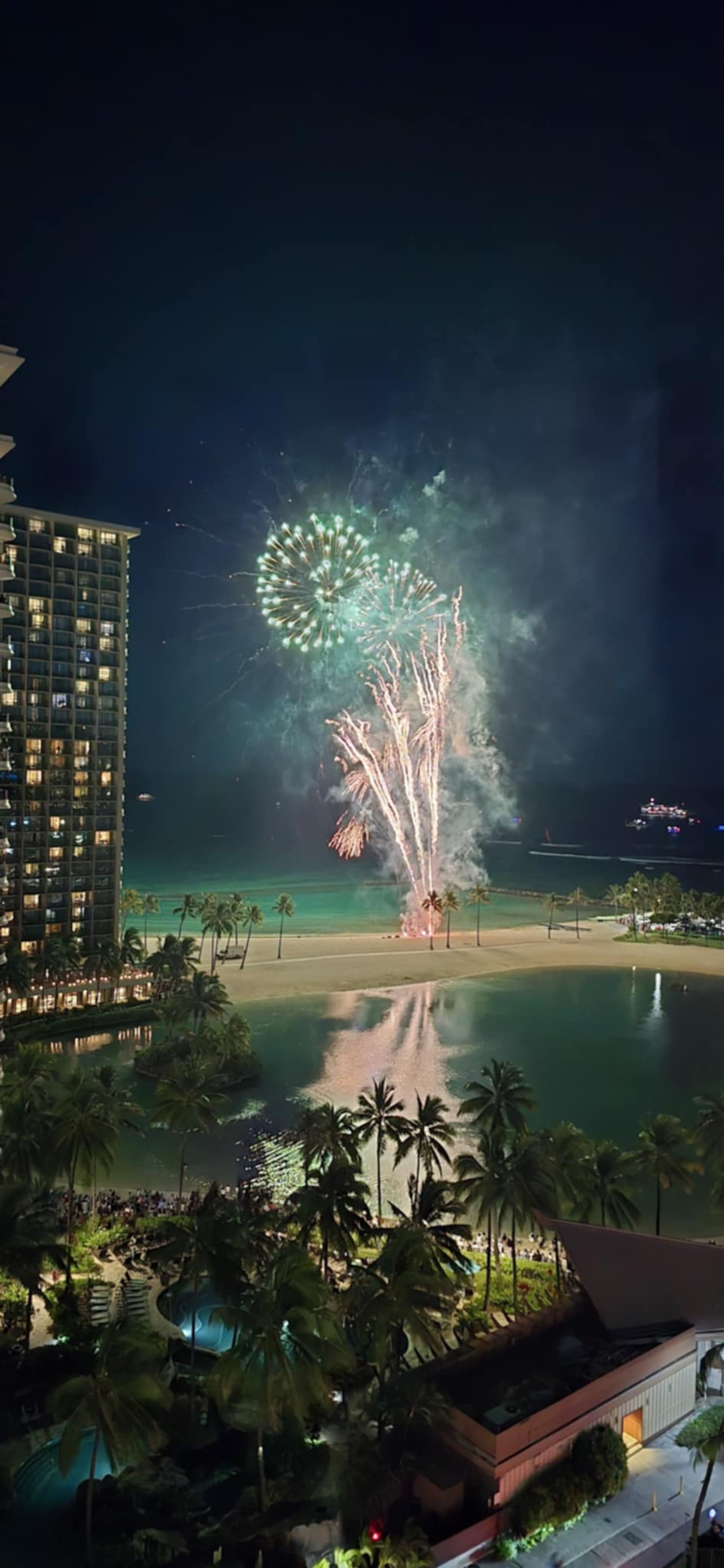 Oceanview-Luxurious Condo, free parking. - Image 97