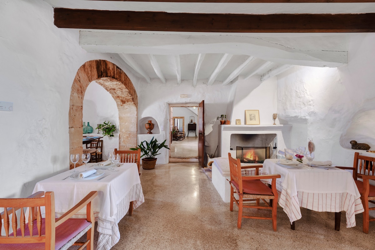 H6. Countryside Junior Suite with private terrace 3