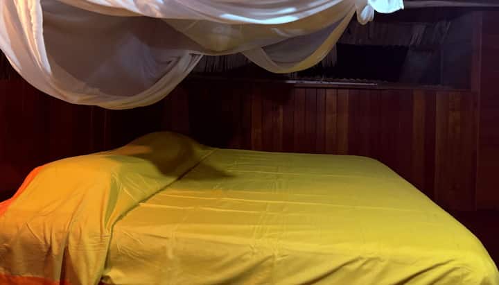 Cabaña Ixha´ En Yaxha Petén - Guatemala