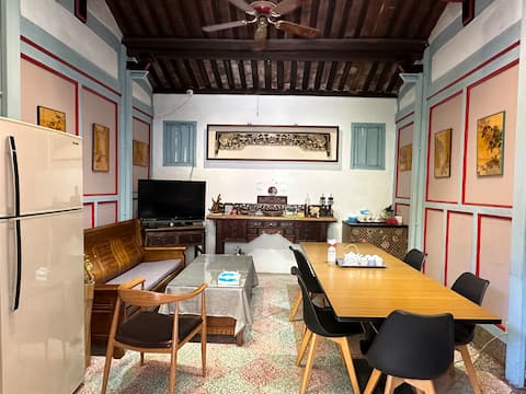 Kim City Apartment, accommodation with a large living room, 2-8 people can stay together without str