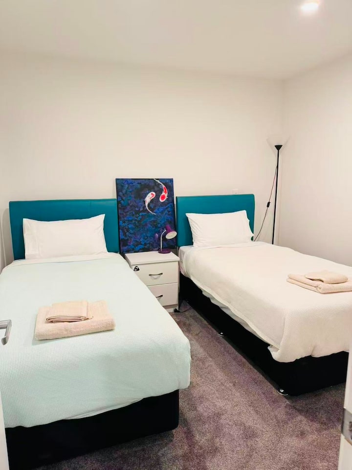 غرفة النوم 2