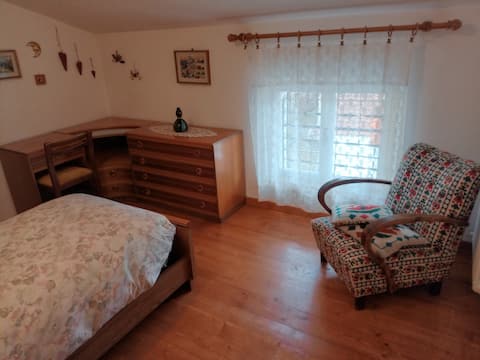 Airbnb con migliori performance: Attic, 3 floors, downtown, lake area. 1 car park a Auronzo Di Cadore