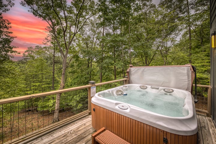 Couples Retreat-jacuzzi-fireplace-resort Amenities - Ellijay