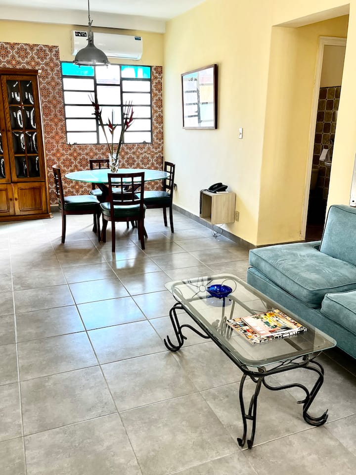 Apartamento En El Cerro - Havana