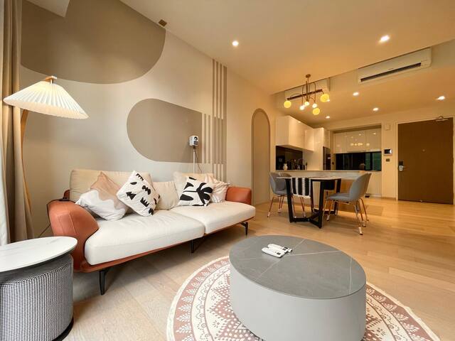 PillowTalks managed Airbnb listing 2