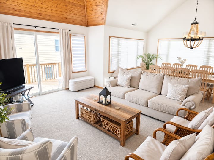 Remodeled! Steps To Beach, Pool, Tennis/pickleball - Corolla, NC