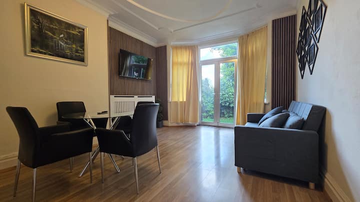 მისაღები ოთახი