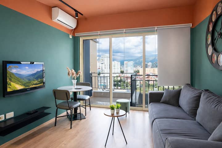 Freshly Renovated 1 Bd Apartment – Zogu I Zi Area - Tirana