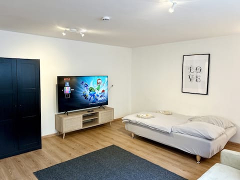 Leistungsstarkes Airbnb: Modern & Quiet Studio in Central Munich in Obergiesing