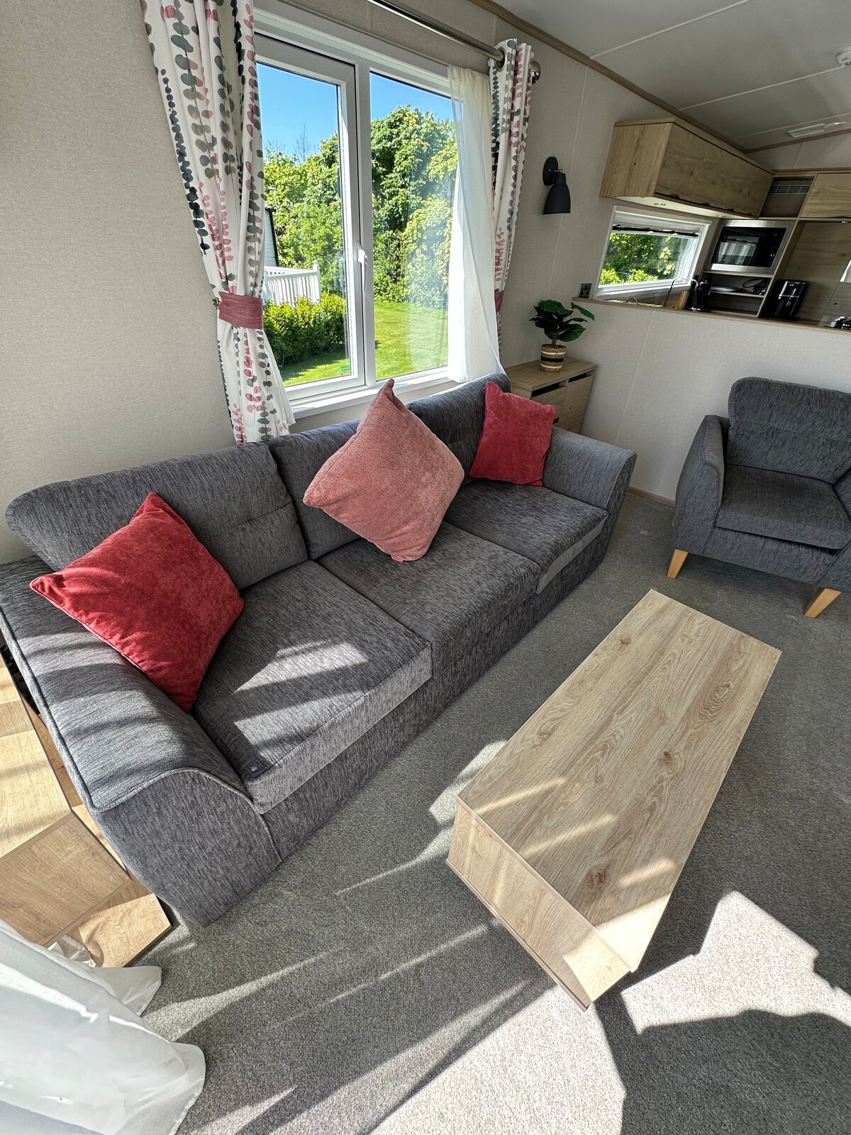 Top performing Airbnb: Stunning 2 bed caravan in Bude in Kilkhampton