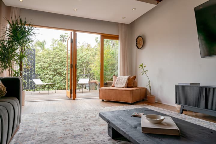 The Organic Designer House, Venice Beach - Venice Beach, CA