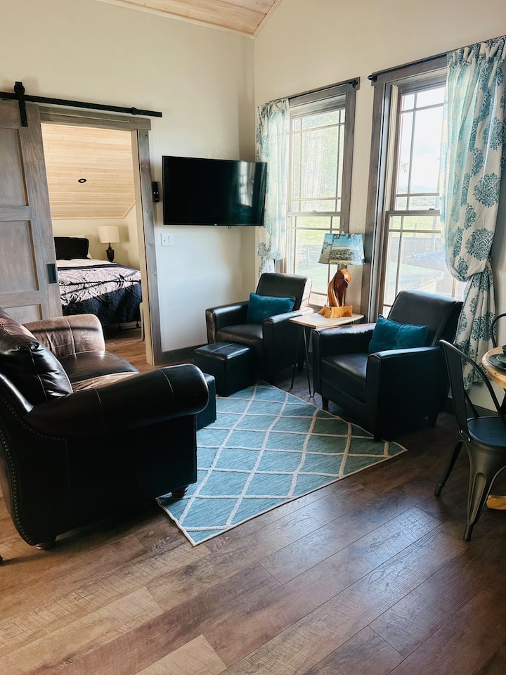 Owl Creek Loft - Thermopolis, WY