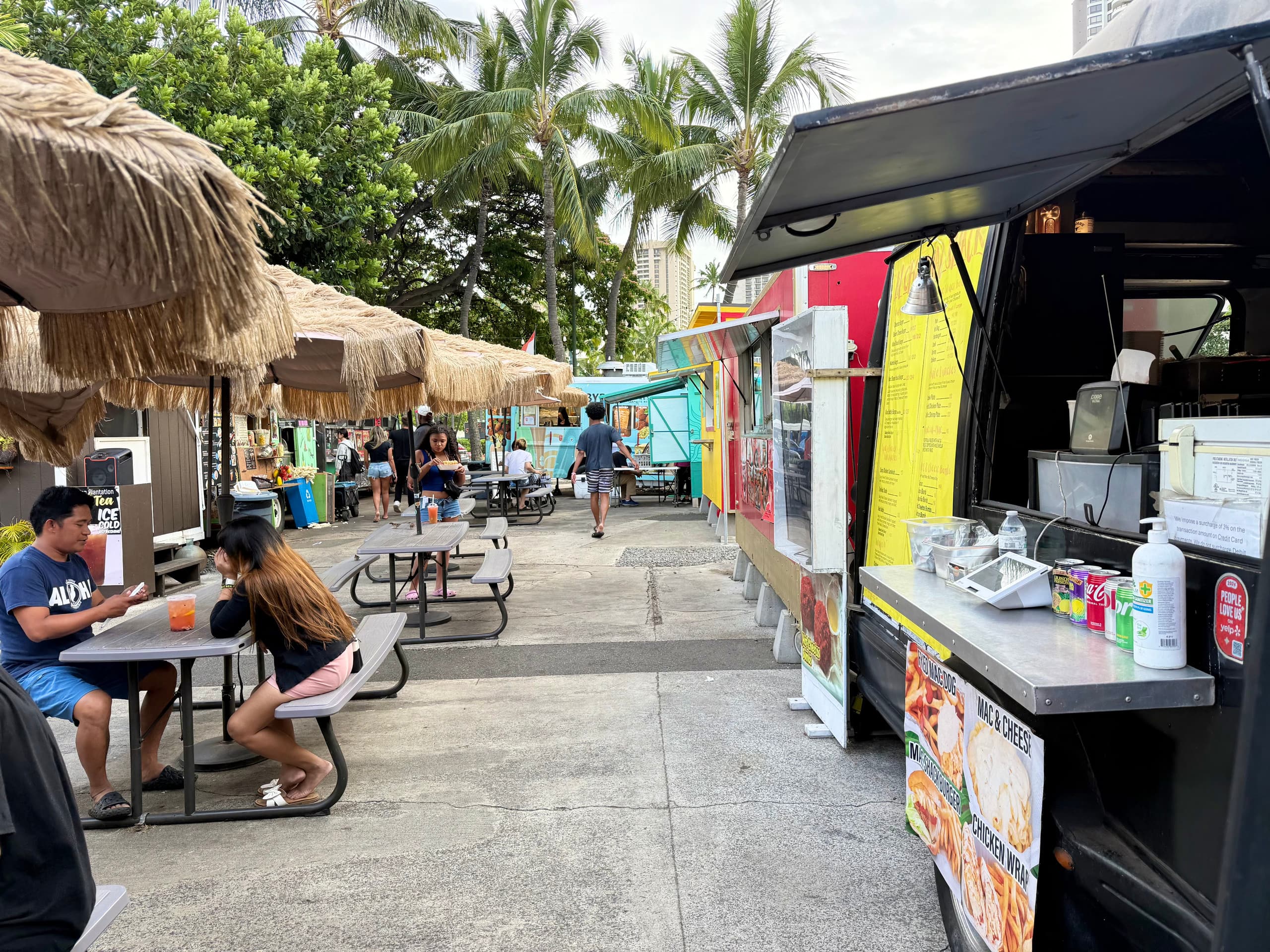 Renovated Cute Cozy Studio in Waikiki - Image 33