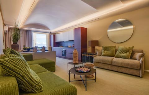 5 bedroom stunning apartment in Trappeto