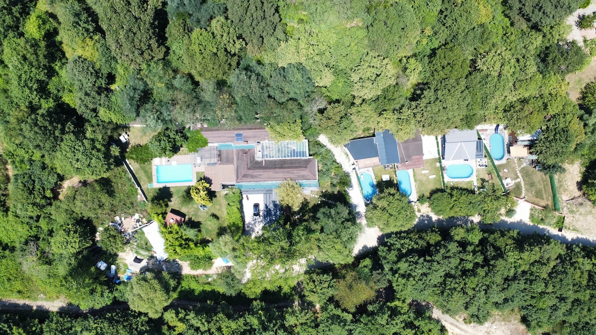 Şilede 6+1 odalı , havuzlu villa-Secretvalley