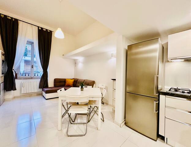 Porta Romana-Center Milan-A modern house of design gallery image 2