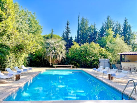 Villa near village St Paul de Vence with pool
