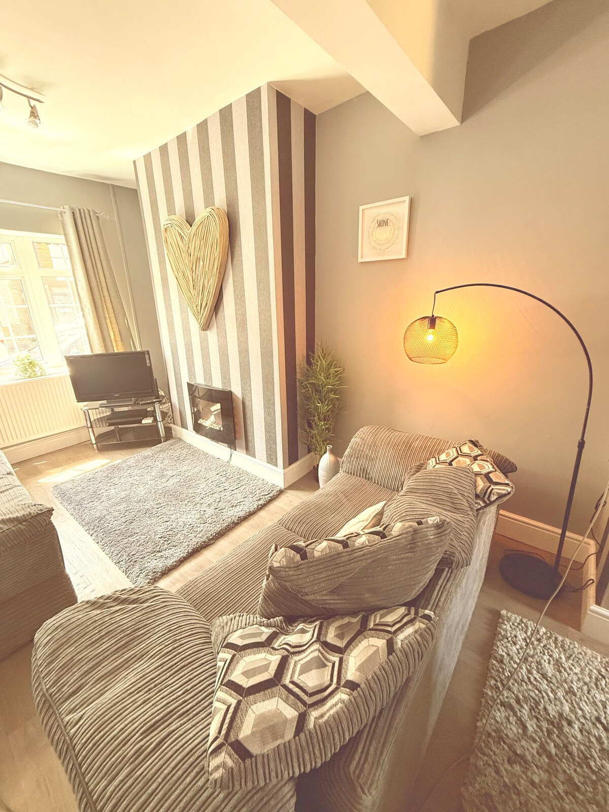 Top Airbnb: Marketplace Central Cleethorpes Seaside Stay! in New Waltham