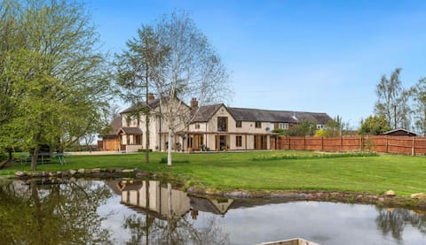 Nick’s Country house