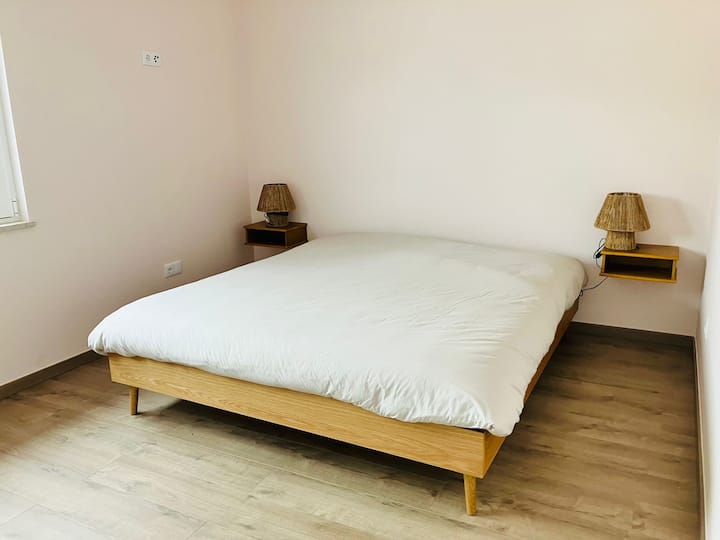 غرفة النوم 2