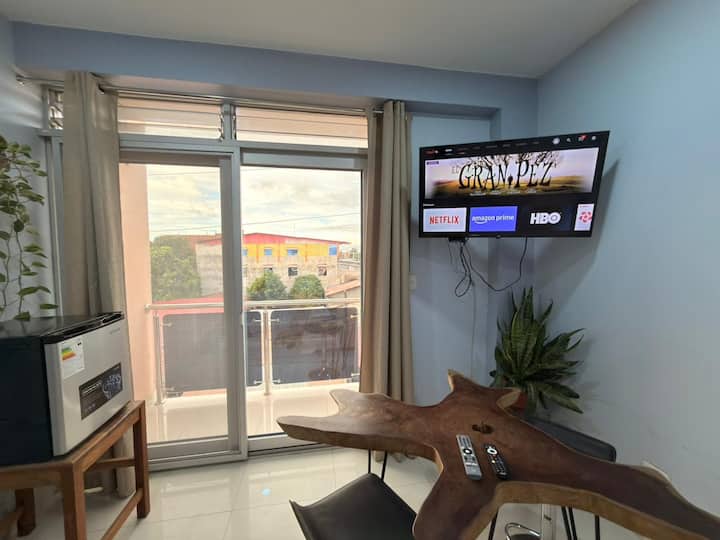 Habitación Cómoda Y Bien Ubicada - Pucallpa
