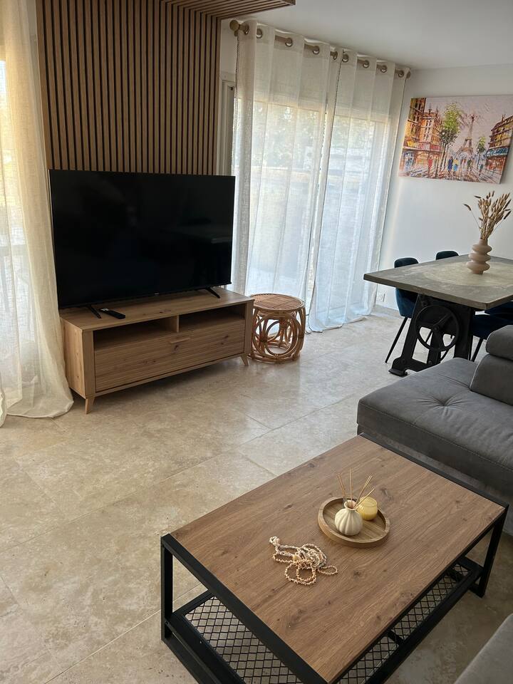 Dépendance Maison - Avignone