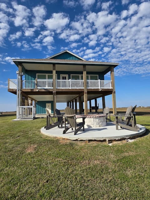 'Forever5o' A Bayfront Retreat