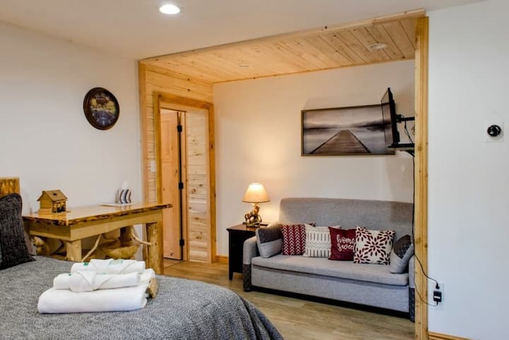 Caribou Suite