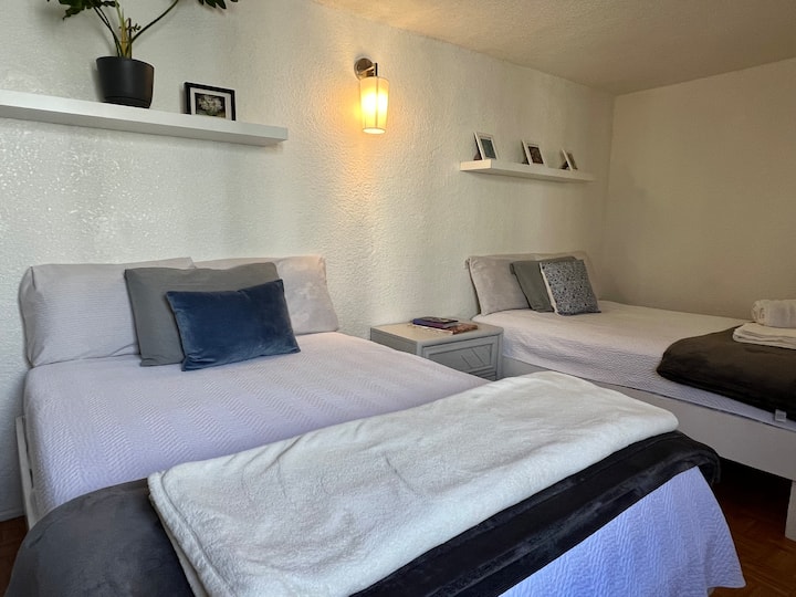 Schlafzimmer 2
