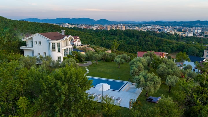 Villa Kamila