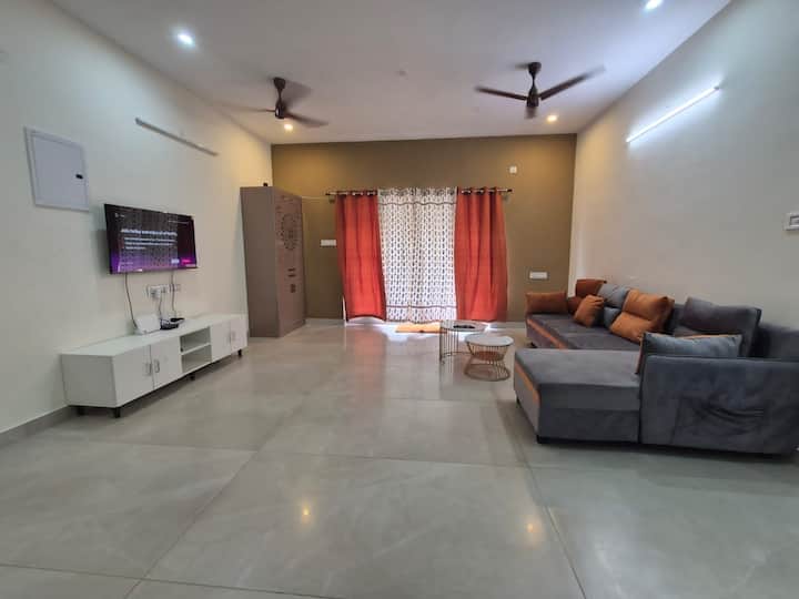 Stylish 2bhk|ott|kauvery|sims Hospital|vijaya Mall - Chennai Airport (MAA)