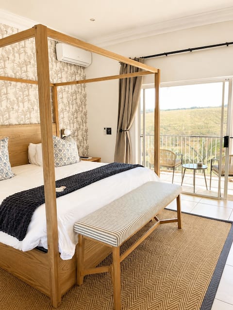 The Palms Boutique BNB - Grand Suite 1
