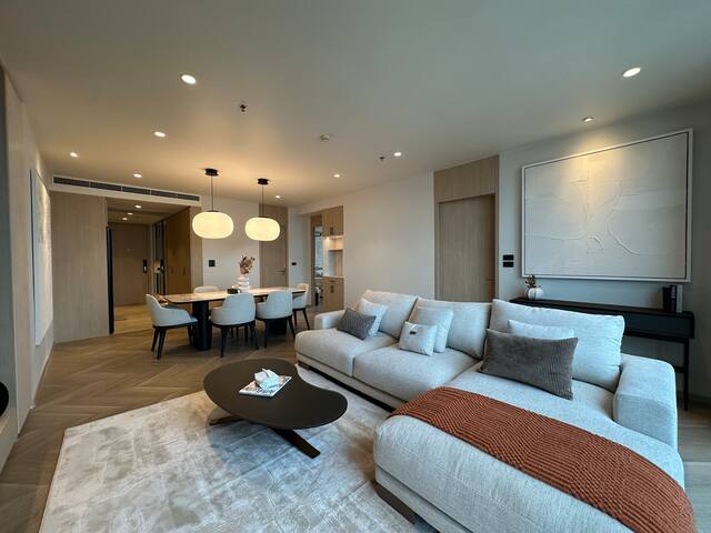 Modern Stylish 2BR near Thonglor gallery image 5