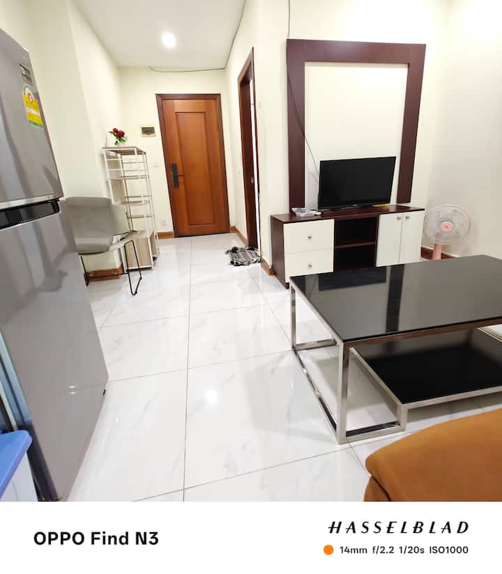 Your Retreat: 1br With 24/7 Check-in & Fast Wi-fi - Phnom Penh