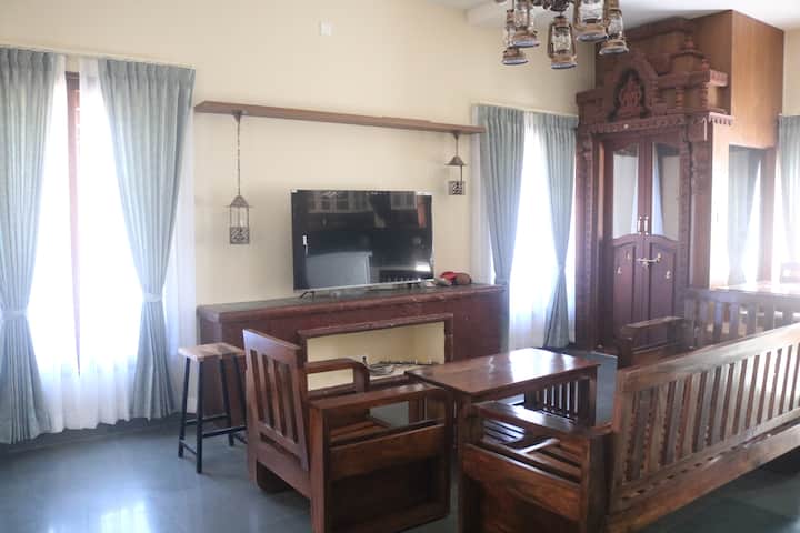 Ibbani- Heritage Villa Stay - Sakleshpura