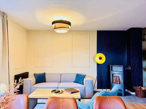 Beliebte Airbnb-Anzeige: FeWo Fleesensee, Wallbox, Sauna, Terrasse in Göhren Lebbin