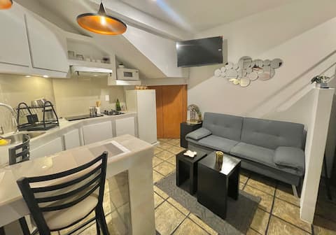 Popular Airbnb listing: Beautiful suite in Tlalpan, South of CDMX. in Tlalpan